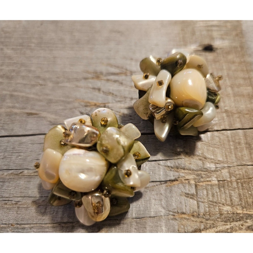 Vintage Cluster Clip‎ On Earrings Faux Pearl Bead Statement Jewelry